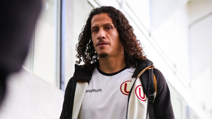 Williams Riveros fue operado y es baja en Universitario