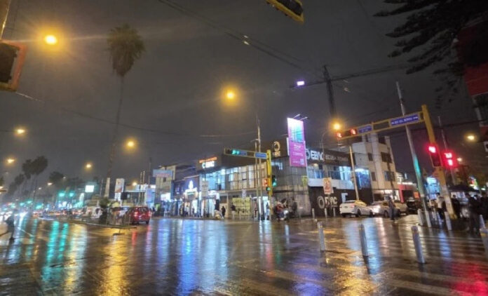 Senamhi pronostica posible retorno de lloviznas en Lima Senamhi pronostica posible retorno de lloviznas en Lima