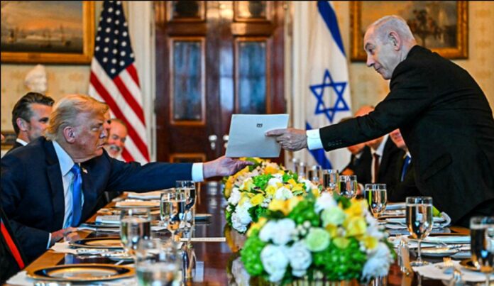 Postulan a Donald Trump al Nobel de la Paz