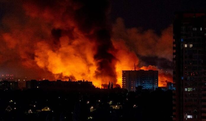 Rusia ataca Kiev con cientos de drones