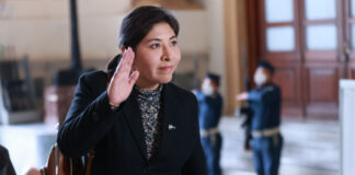 Betssy Chávez se declara en huelga de hambre