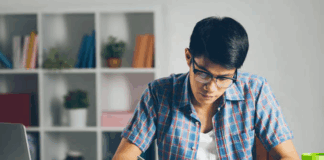 ahorrar dinero para la universidad