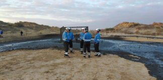 Pobladores reportan nuevo derrame de petróleo en Lobitos