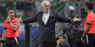 Jorge Fossati conforme tras empate de Universitario ante Palmeiras