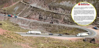 Bus turístico con alumnos y padres se volcó en la Carretera Central