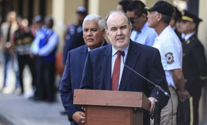 MML pide cambiar al ministro de Transportes y acelerar el proyecto del Tren Lima Chosica