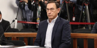 Martín Vizcarra pasó la noche en carceleta del Poder Judicial