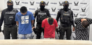 Rescatan a turistas peruanos secuestrados en Ecuador