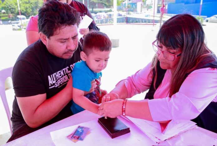 ‘Mi Perú’ benefició a 4,700 niños con su DNI gratuito