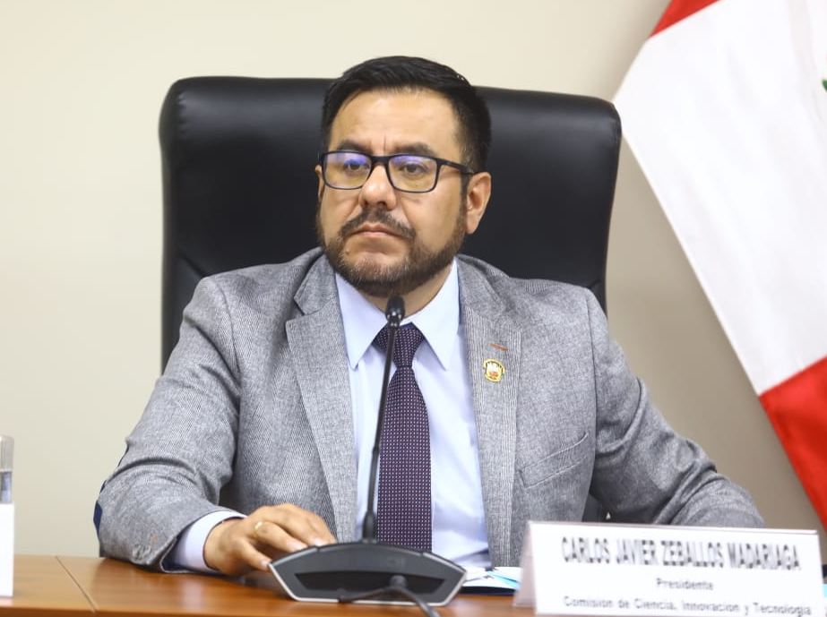 Carlos Zeballos Madariaga