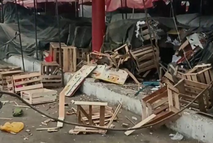 Detonan explosivos en mercado de Carabayllo Detonan explosivos en mercado de Carabayllo