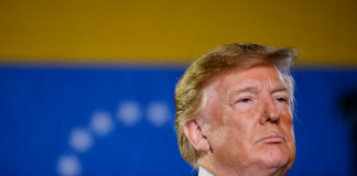 Se sigue bajando barcos de narcos Donald Trump