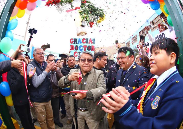 GORE Callao remodeló cancha en Politécnico de Ventanilla