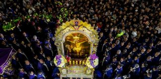 Señor de los Milagros retorna al Callao