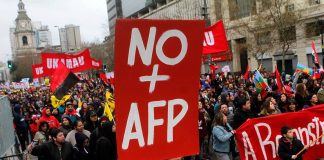 manifestantes tomaron la vía pública para expresar su rechazo a la publicación del reglamento de la Reforma Integral de Pensiones