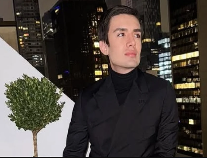 Miguel de la Mora Miguel de la Mora