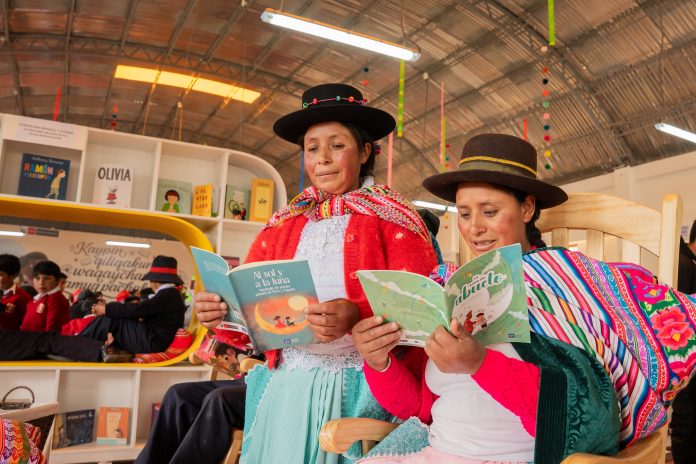 BNP inaugura biblioteca rural en Huancavelica