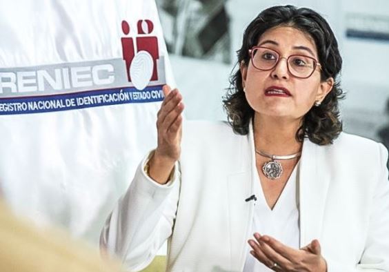 Carmen Velarde Koechlin Carmen Velarde Koechlin