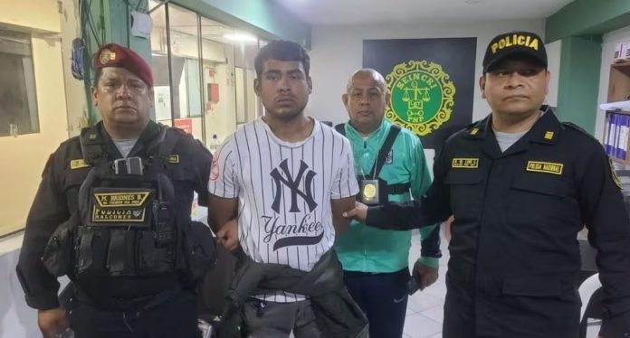 Meten bomba a Chacalón Jr. y causan heridos en Santa Anita