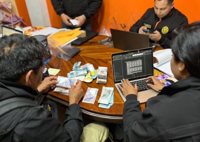 Caen empleados de ATU por extorsión