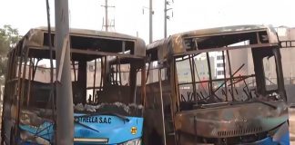Extorsionadores queman dos buses de “La Estrella” Extorsionadores queman dos buses de “La Estrella”