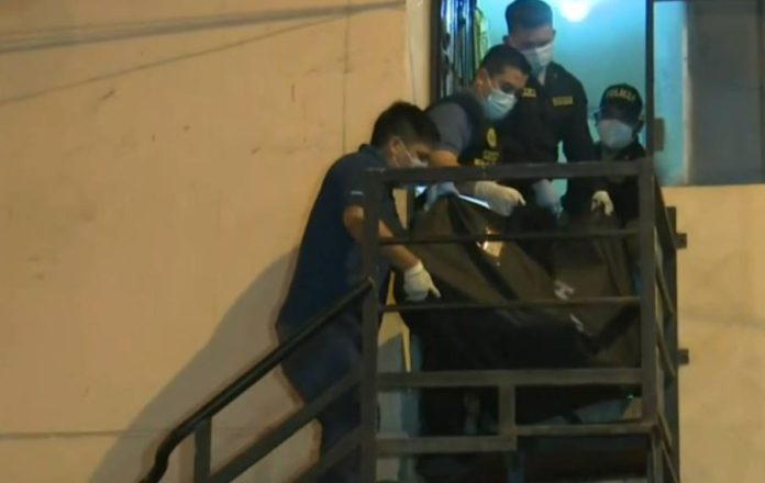 Investigan homicidio de familia en el Rímac