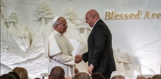 Papa León XIV llegó a Líbano pidiendo paz