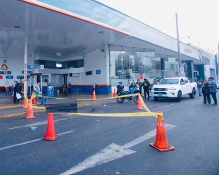 Asesinan a hombre en plena Av. México Asesinan a hombre en plena Av. México