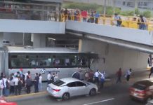 Bus del Metropolitano choca Contra Puente en Estación México y Deja Múltiples Heridos