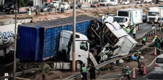 Dos muertos y ocho heridos en choque múltiple en VES