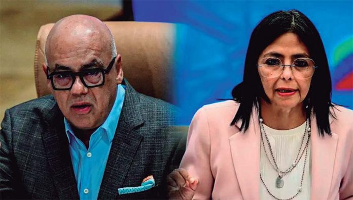 Jorge Rodriguez y Delcy Rodríguez
