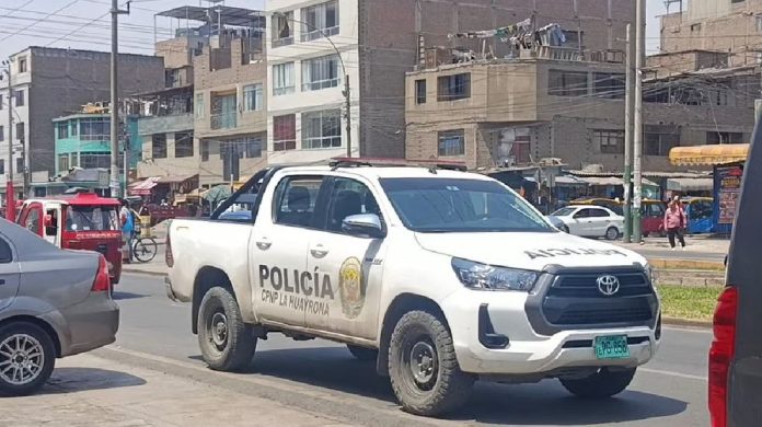 Maleantes aprietan a distribuidora en SJL Maleantes aprietan a distribuidora en SJL