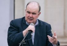 Declaran infundadas tachas contra ‘Porky’ Rafael López Aliaga