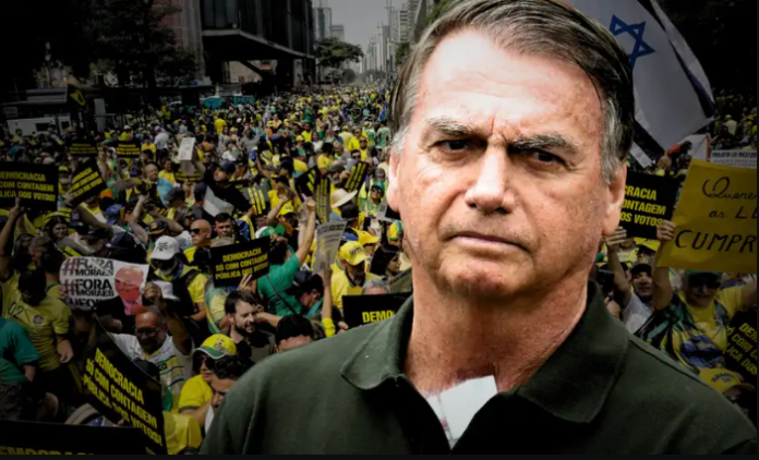 Rayo cae y hiere a hinchas de Jair Bolsonaro