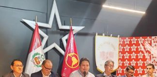 candidato presidencial Enrique Valderrama, por el Partido Aprista Peruano