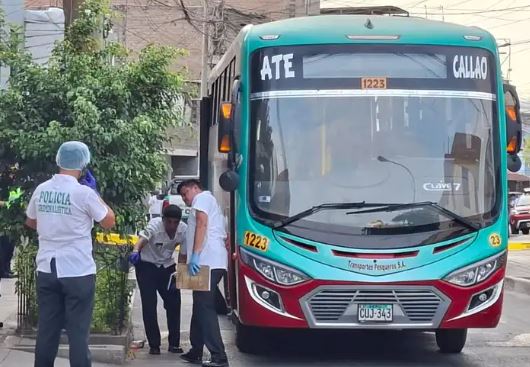 Balean a chofer de bus en Santa Anita Balean a chofer de bus en Santa Anita