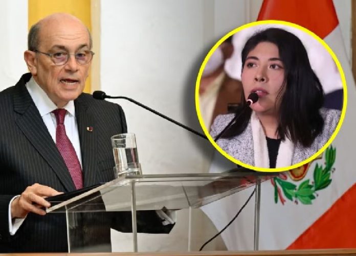 Canciller Hugo de Zela descarta ingreso a embajada donde se encuentra asilada la expremier Betssy Chávez Chino