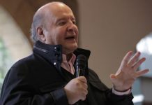 Hernando de Soto publicará llamadas de César Acuña Hernando de Soto