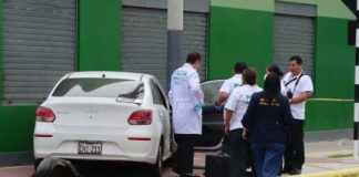 Murió acribillado en su vehículo