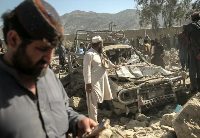 Pakistán bombardeó Afganistán 