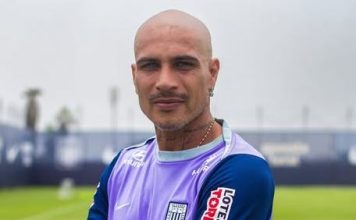 Paolo saca la cara por Guede Paolo Guerrero