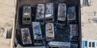 Quemaron doce buses en el Callao