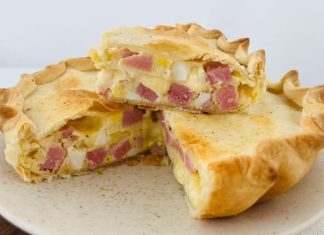 tarta de jamón, queso y huevo duro