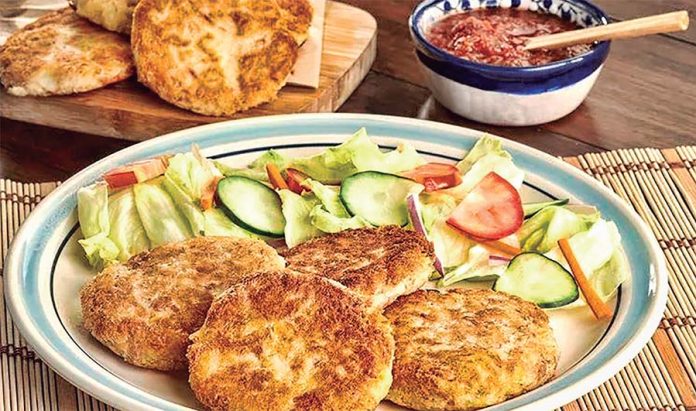 Crujientes tortillas de atún con papas