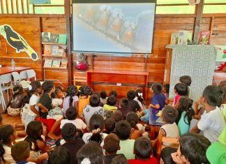 Niños de Amazonía ya tienen su biblioteca Niños de Amazonía ya tienen su biblioteca