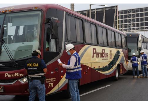 SUTRAN fiscalizará buses por Semana Santa SUTRAN fiscalizará buses por Semana Santa
