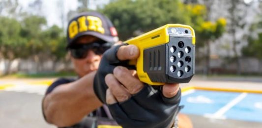 Serenos sí usarán pistolas eléctricas