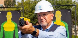 Surco ya usa pistolas de electrochoque