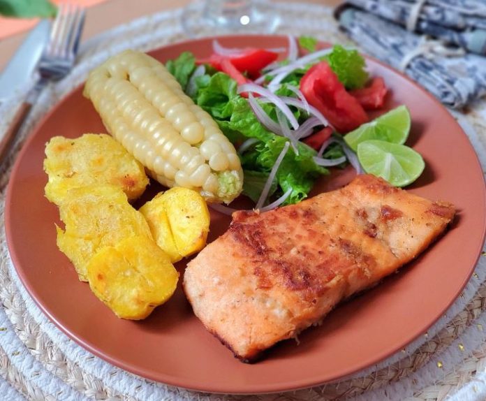 trucha frita con papas