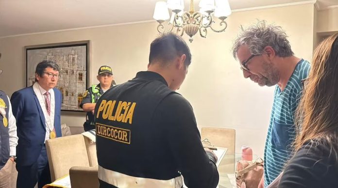Allanan a Piero Corvetto en busca de pruebas
